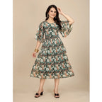 Women's Georgette Printed Round Neck Short Sleeve Dress (Black)