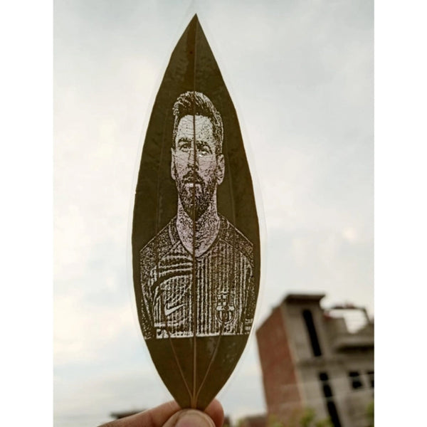 Custom Engraved Leaf Art – Football Player Portrait on Natural Leaf