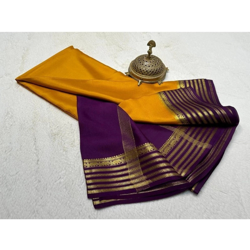 Women's Crepe Chit Pallu Solid Saree With Unstitched Blouse 5.5Mtr  (Gold)