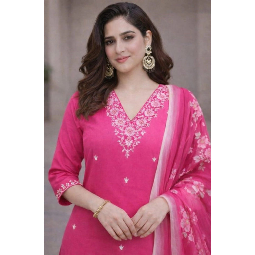 Women's Chanderi Silk Ethnic Motif V-Neck 3/4th Sleeve Kurti With Pant Dupatta Set (Pink)