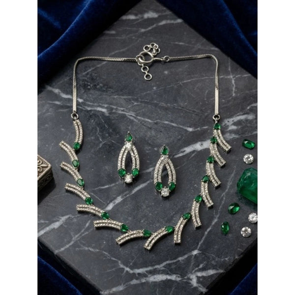 Women's Brass Silver Plated Necklace set (Green)