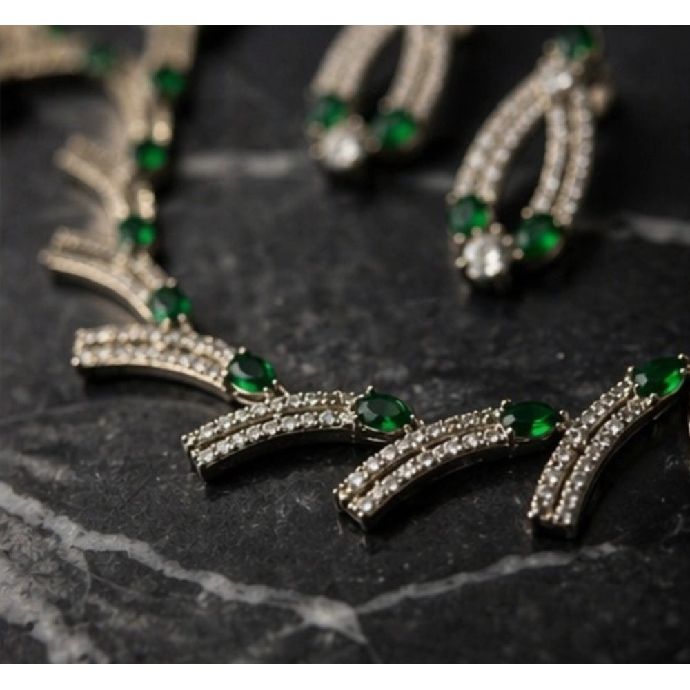 Women's Brass Silver Plated Necklace set (Green)