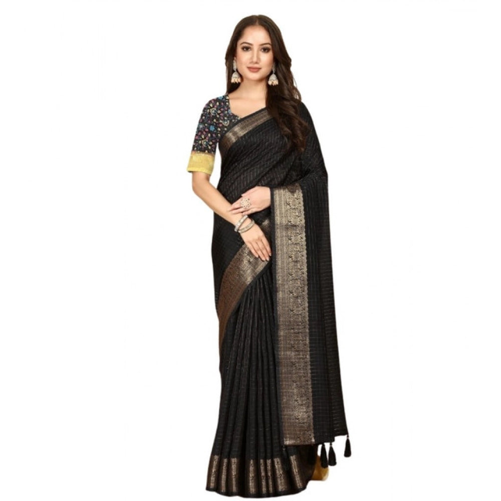 Women's Cotton Blend Checkered Saree With Unstitched Blouse 5.5Mtr (Black)