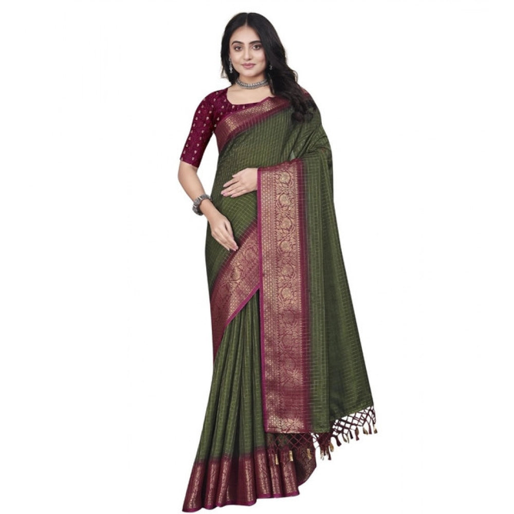 Women's Cotton Blend Checkered Saree With Unstitched Blouse 5.5Mtr (Green)