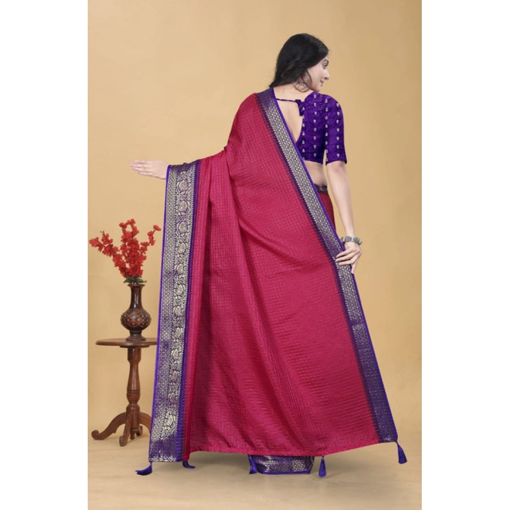 Women's Cotton Blend Checkered Saree With Unstitched Blouse 5.5Mtr (Pink)