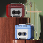 Plastic Retro Sound Keychain (Multicolor)