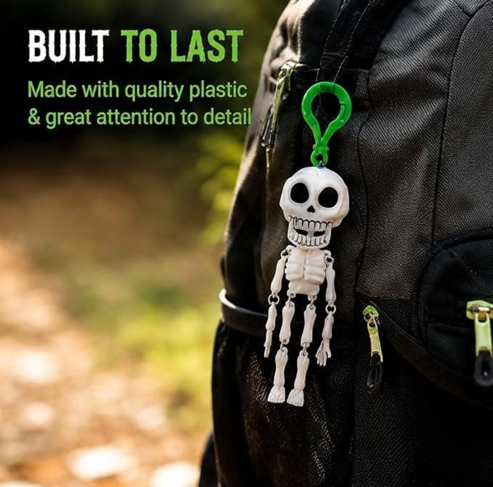 Plastic Skeleton Keychain (White-Green)