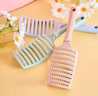 Plastic Detangling Hair Brush (Multicolor)