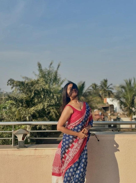 Women's Linen Printed Saree With Unstitched Blouse - 5.5 Mtr (Blue-Red)