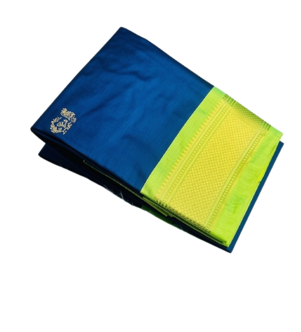 Women's Cotton Silk Solid Saree With Unstitched Blouse - 5.5 Mtr (Navy Blue-Light Green)