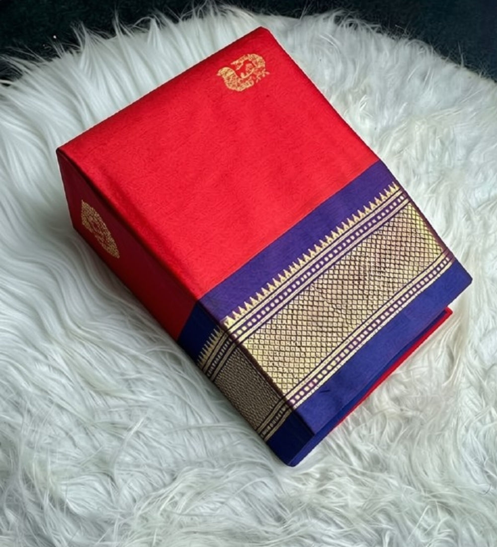 Women's Cotton Silk Solid Saree With Unstitched Blouse - 5.5 Mtr (Red-Blue)