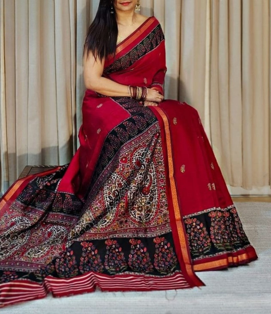 Women's Linen Kalamkari Printed Saree With Unstitched Blouse - 5.5 Mtr (Red-Navy Blue)