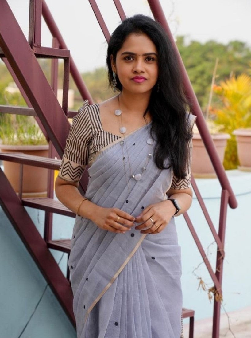 Women's Linen Striped Saree With Unstitched Blouse - 5.5 Mtr (Grey)