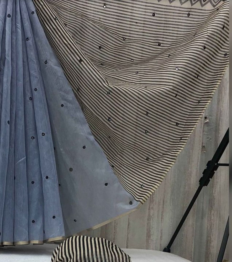 Women's Linen Striped Saree With Unstitched Blouse - 5.5 Mtr (Grey)