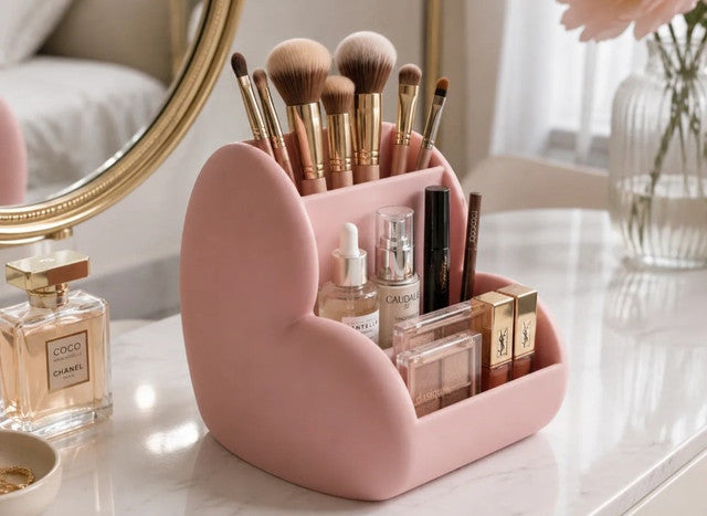 Plastic Lovely Heart - Shaped Makeup & Desk Organizer (Pastel Pink)