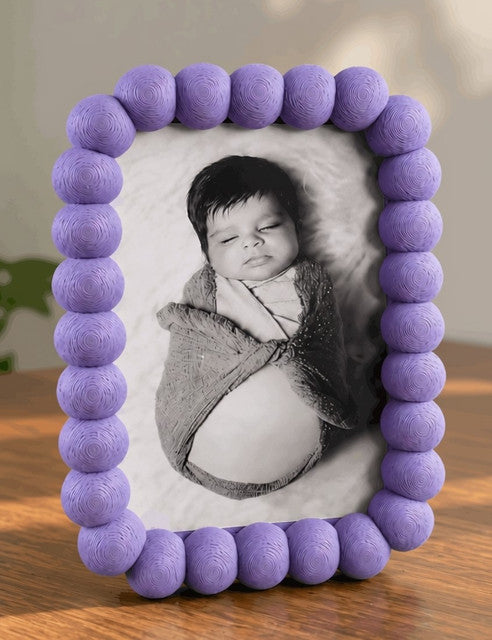 Plastic Bubble-Beaded Picture Frame (Purple)