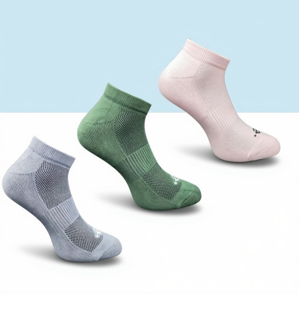 Pack of 3 Unisex Bamboo Blend Solid Low Cut Socks (Multicolor)